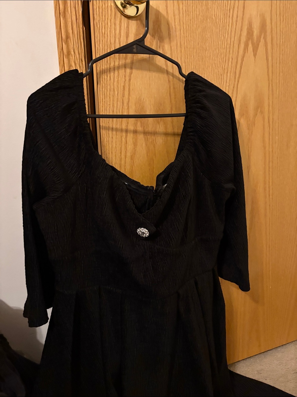 NWOT Unique Vintage Black Long Sleeve Scoop Neck Dress with Rhinestone Button